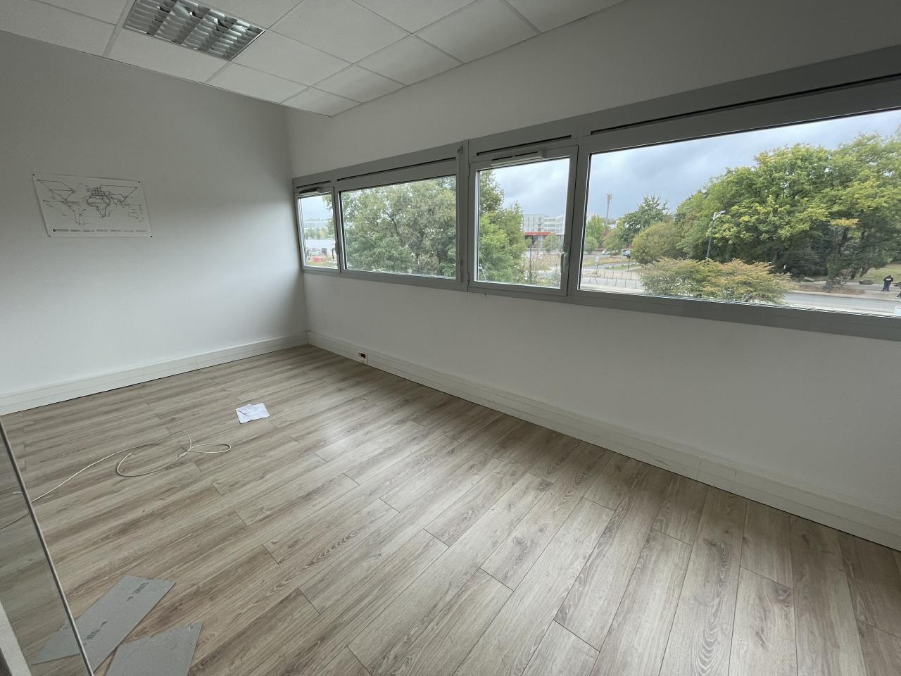 Bureau Nantes 782m² Location bureau Nantes Loire-Atlantique OLBUR2205656 5